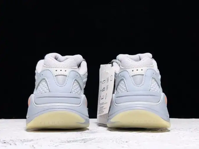 Boost V2 700 Adidas 'Inertia' FW2549 Yeezy 0605